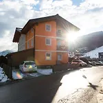 Haus Steger * Flachau