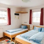 Apartment Haus Steger *