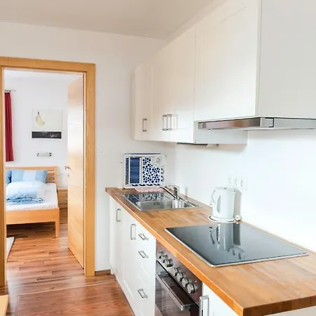 Haus Steger Apartman *